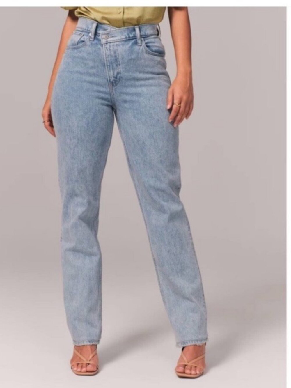 ABERCROMBIE & FITCH The '90's Straight Ultra High Rise Crossover Jeans XLong